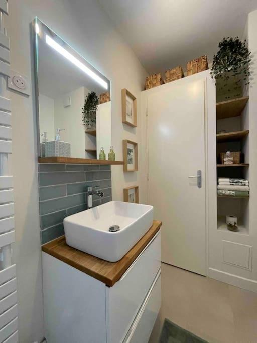 Cocon Douillet Pres De La Gare. Apartment Nancy Exterior foto
